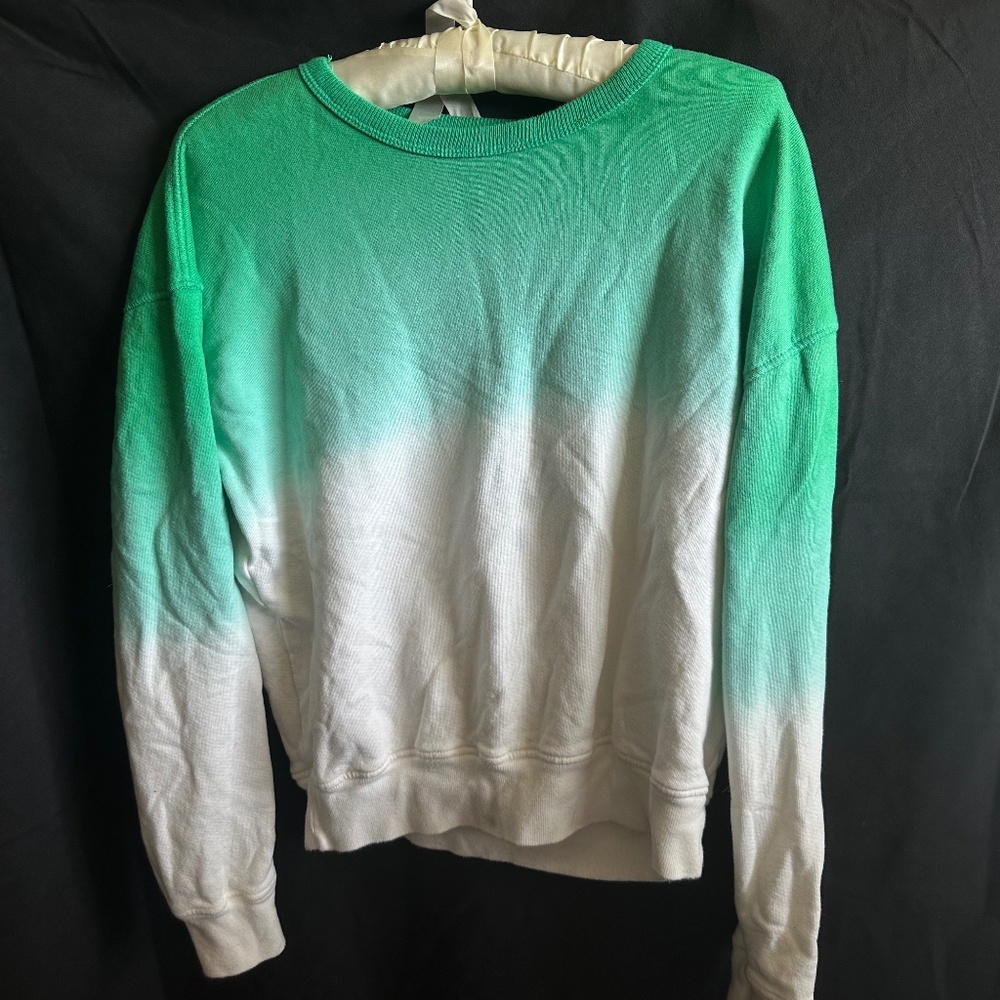 Zelle Ombre Green Sweatshirt